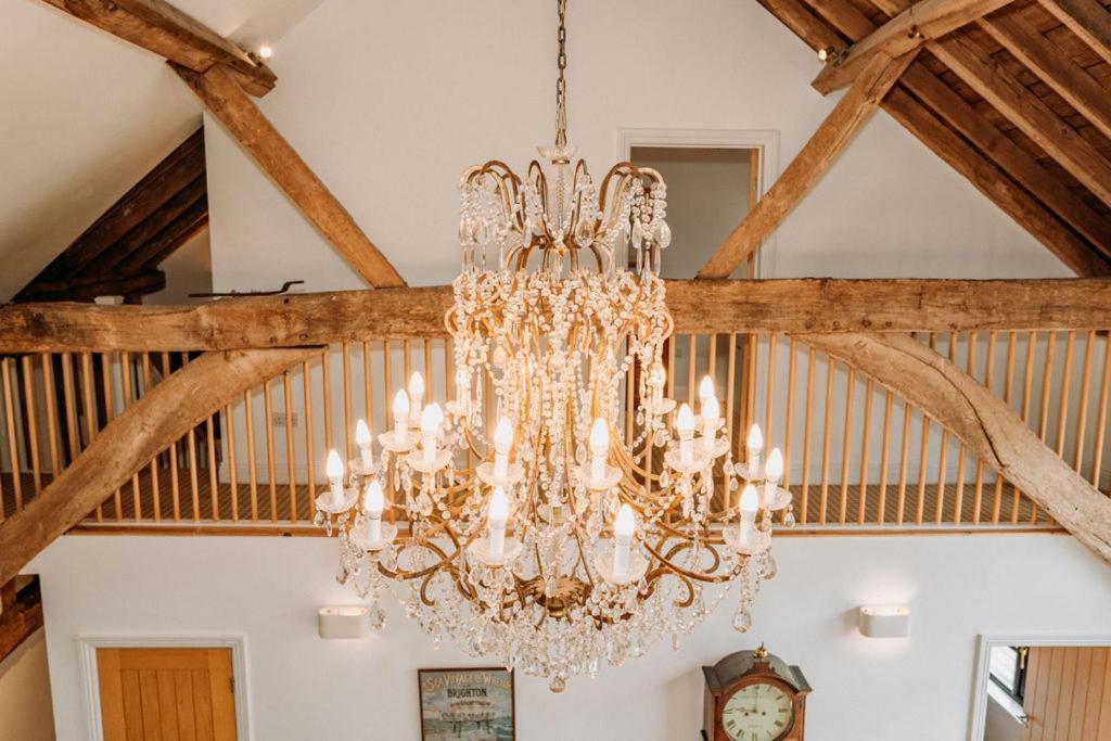 Creeksea Place Barns Lodge